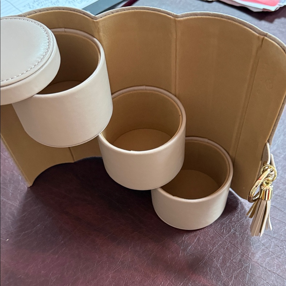 Cream Jewelry Organizer with Tassel